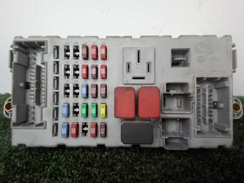 Recambio de caja reles / fusibles para fiat doblo (119) 1.3 jtd cat referencia OEM IAM 51714706-46535725  