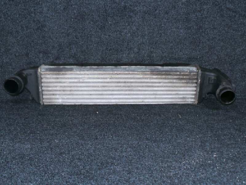 Recambio de intercooler para bmw serie 3 berlina (e46) 2.0 16v diesel cat referencia OEM IAM 17512246795  