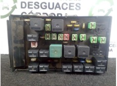 Recambio de caja reles / fusibles para chrysler voyager (rg) 2.5 crd cat referencia OEM IAM P04727558AC  