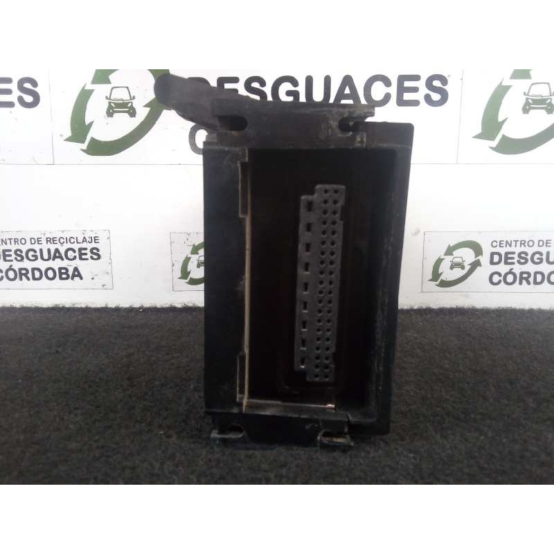 Recambio de caja reles / fusibles para chrysler voyager (rg) 2.5 crd cat referencia OEM IAM P04727558AC  