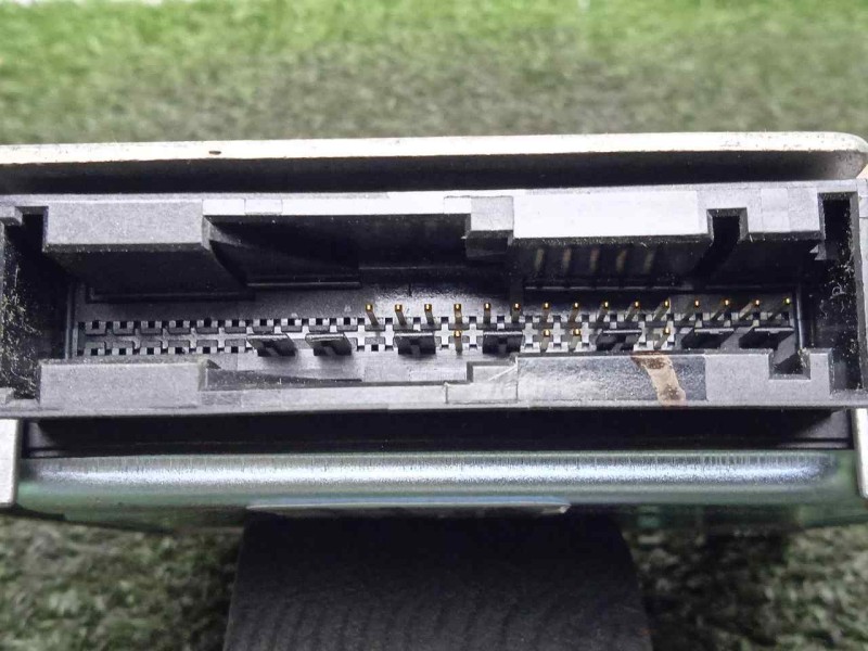 Recambio de centralita airbag para kia carnival ii 2.9 crdi cat referencia OEM IAM 0K52Y677F0A  