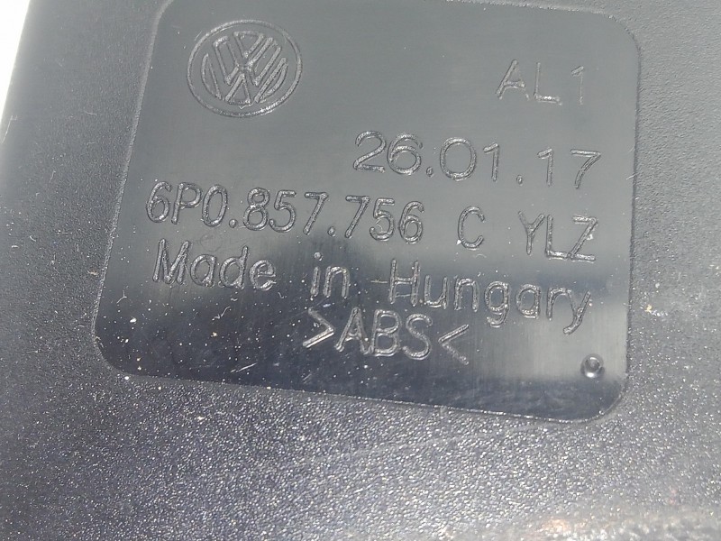 Recambio de enganche cinturon delantero derecho para seat ibiza (6p1) 1.2 tsi referencia OEM IAM 6P0857756C  