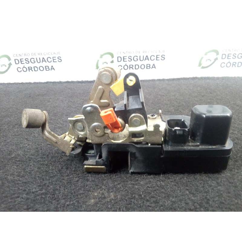 Recambio de cerradura puerta delantera derecha para chrysler voyager (rg) 2.5 crd cat referencia OEM IAM NOTIENEREFERENCIA 4.PIN