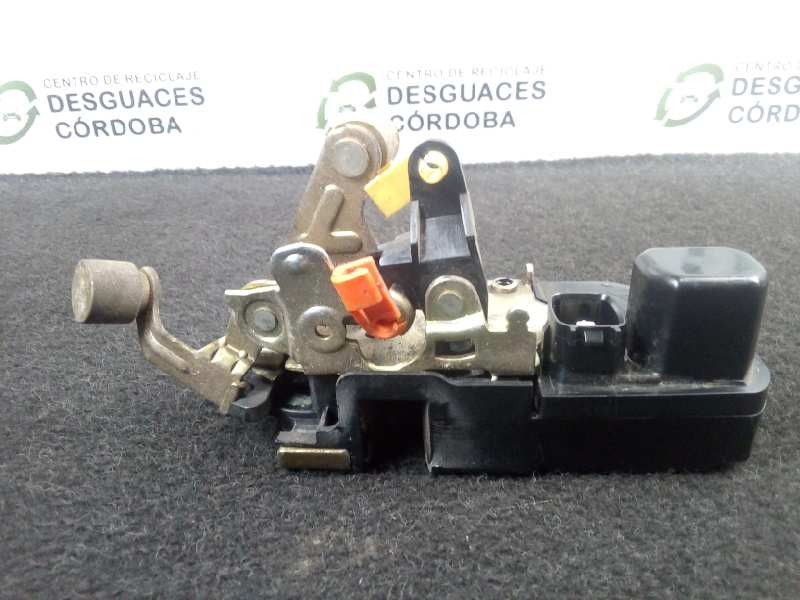 Recambio de cerradura puerta delantera derecha para chrysler voyager (rg) 2.5 crd cat referencia OEM IAM NOTIENEREFERENCIA 4.PIN
