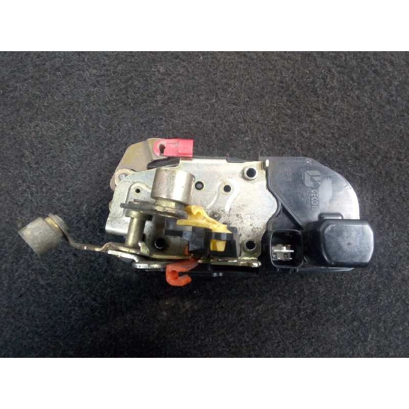 Recambio de cerradura puerta delantera derecha para chrysler voyager (rg) 2.5 crd cat referencia OEM IAM NOTIENEREFERENCIA 4.PIN
