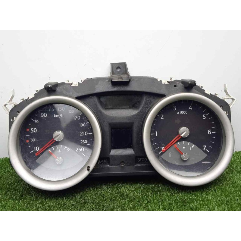 Recambio de cuadro instrumentos para renault megane ii classic berlina 1.9 dci diesel referencia OEM IAM 8200306552A  