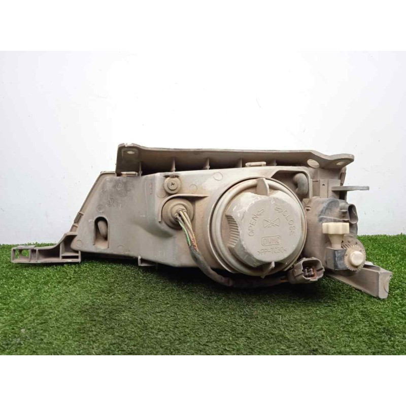 Recambio de faro derecho para daewoo nexia 1.5 16v cat referencia OEM IAM  95-00 