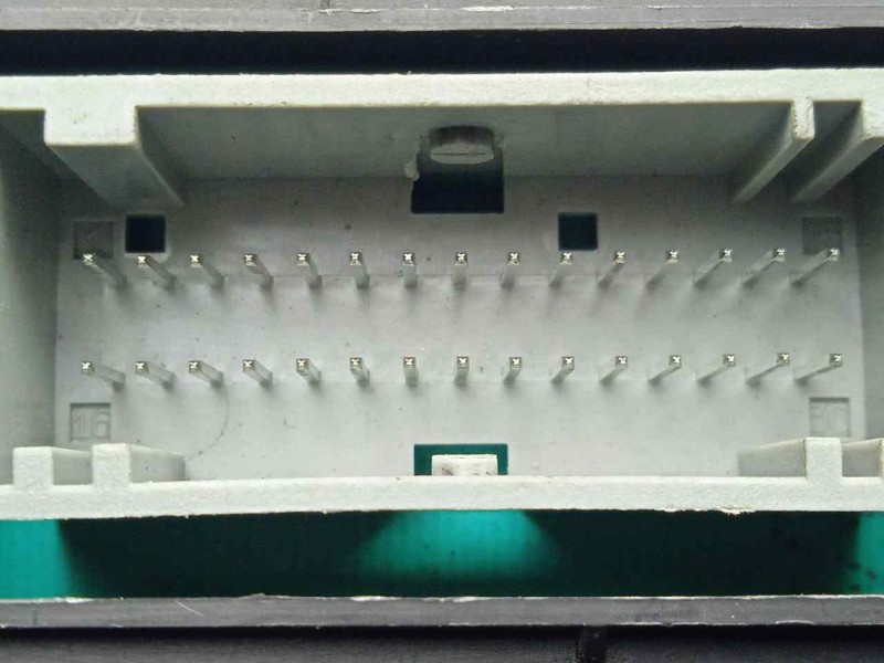 Recambio de cuadro instrumentos para renault megane ii classic berlina 1.9 dci diesel referencia OEM IAM 8200306552A  