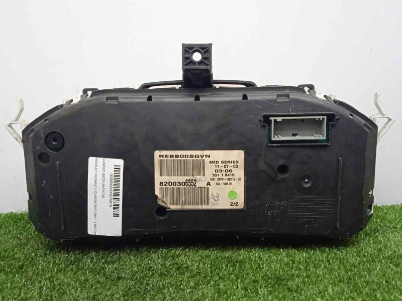 Recambio de cuadro instrumentos para renault megane ii classic berlina 1.9 dci diesel referencia OEM IAM 8200306552A  
