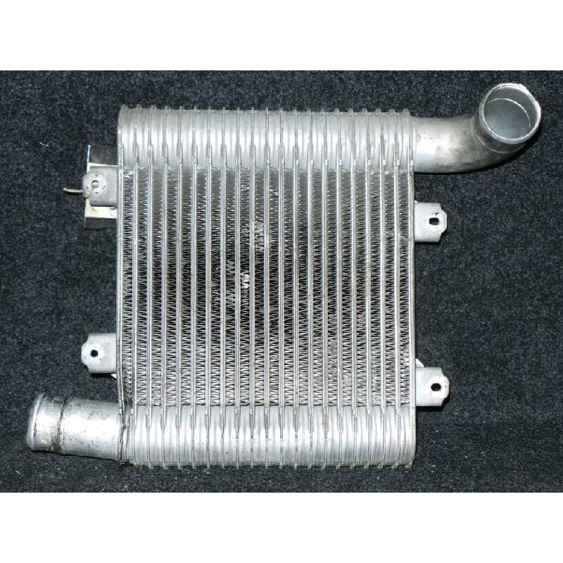 Recambio de intercooler para kia carens 2.0 crdi referencia OEM IAM 2827127350  MANDO