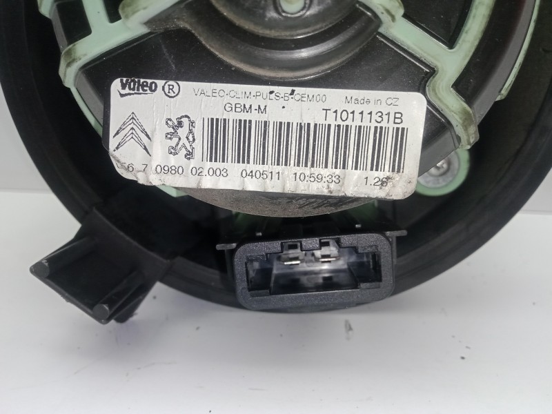 Recambio de motor calefaccion para peugeot 308 1.6 hdi fap referencia OEM IAM T1011131B VALEO 2.PINES