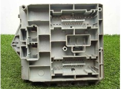 Recambio de caja reles / fusibles para alfa romeo 147 (190) 1.9 jtd cat referencia OEM IAM 51742420   2
