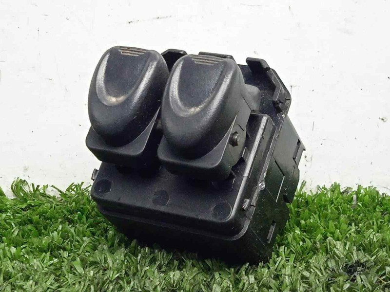 Recambio de mando elevalunas delantero izquierdo para daewoo matiz 0.8 cat referencia OEM IAM  2.BOTONES 