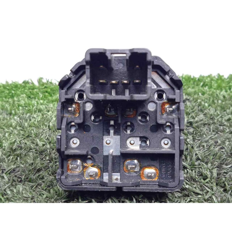 Recambio de mando elevalunas delantero izquierdo para daewoo matiz 0.8 cat referencia OEM IAM  2.BOTONES 