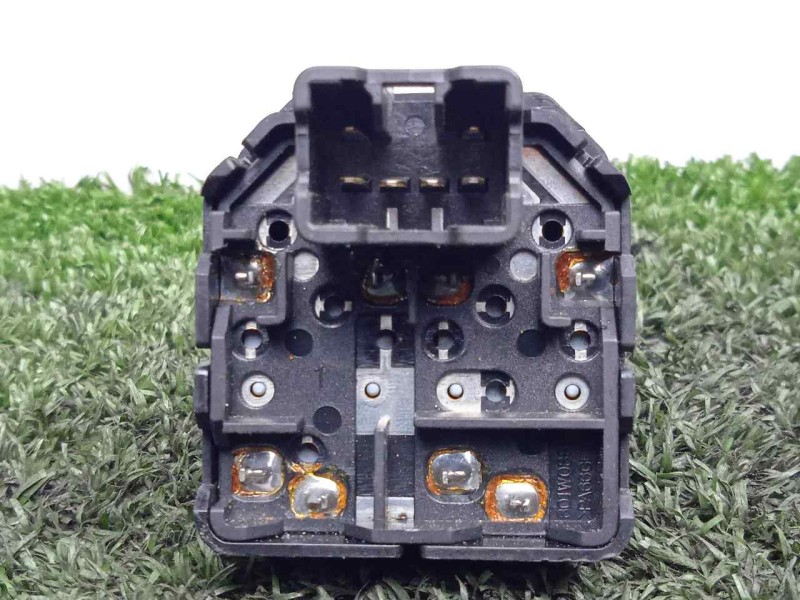 Recambio de mando elevalunas delantero izquierdo para daewoo matiz 0.8 cat referencia OEM IAM  2.BOTONES 