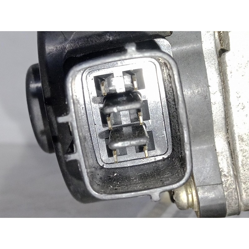 Recambio de valvula egr para nissan almera (n16/e) 2.2 16v turbodiesel cat referencia OEM IAM 79674  0711