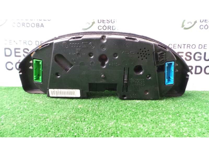 Recambio de cuadro instrumentos para audi a4 berlina (b5) 1.8 20v referencia OEM IAM 8D0919861C-110008884002 VDO 