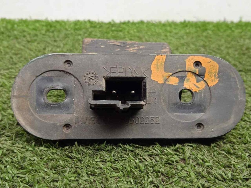 Recambio de sensor para iveco daily ka 3.0 diesel cat referencia OEM IAM 69502252  