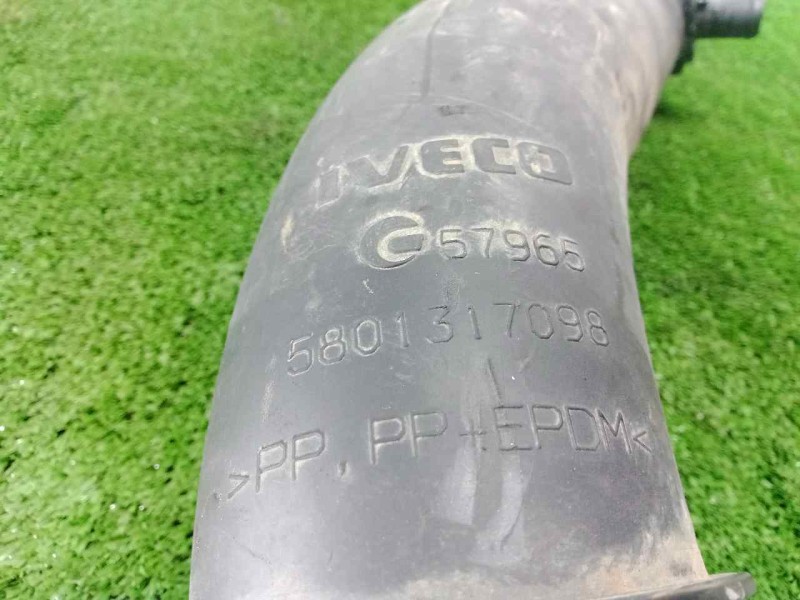 Recambio de tubo presion turbocompresor para iveco daily furgón 2.3 diesel referencia OEM IAM 5801317098 RIGIDO 