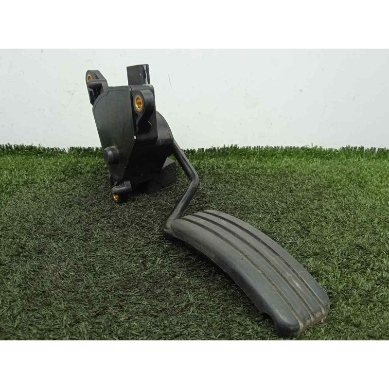 Recambio de potenciometro pedal para renault scenic ii 1.9 dci diesel referencia OEM IAM 8200159647  
