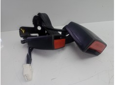 Recambio de enganche cinturon trasero derecho para kia rio 1.2 cat referencia OEM IAM  + TRASERO CENTRAL  2