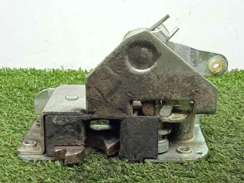 Recambio de cerradura puerta lateral derecha para iveco daily ka 3.0 diesel cat referencia OEM IAM   