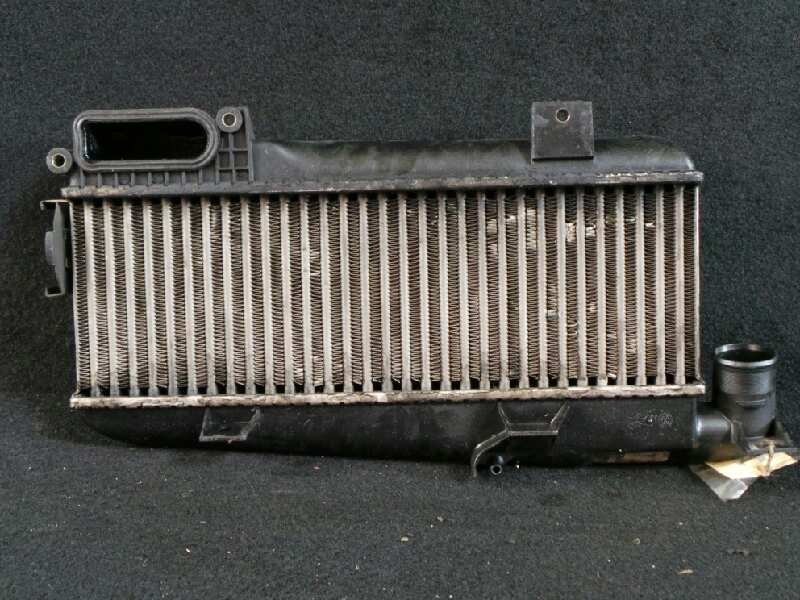 Recambio de intercooler para citroën xsara berlina 1.9 turbodiesel referencia OEM IAM 9613541380-50277557  VALEO