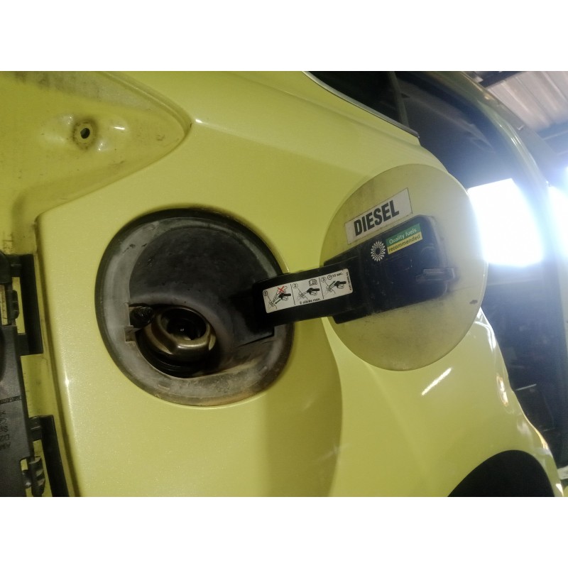Recambio de tapa exterior combustible para ford c-max 2.0 tdci cat referencia OEM IAM   