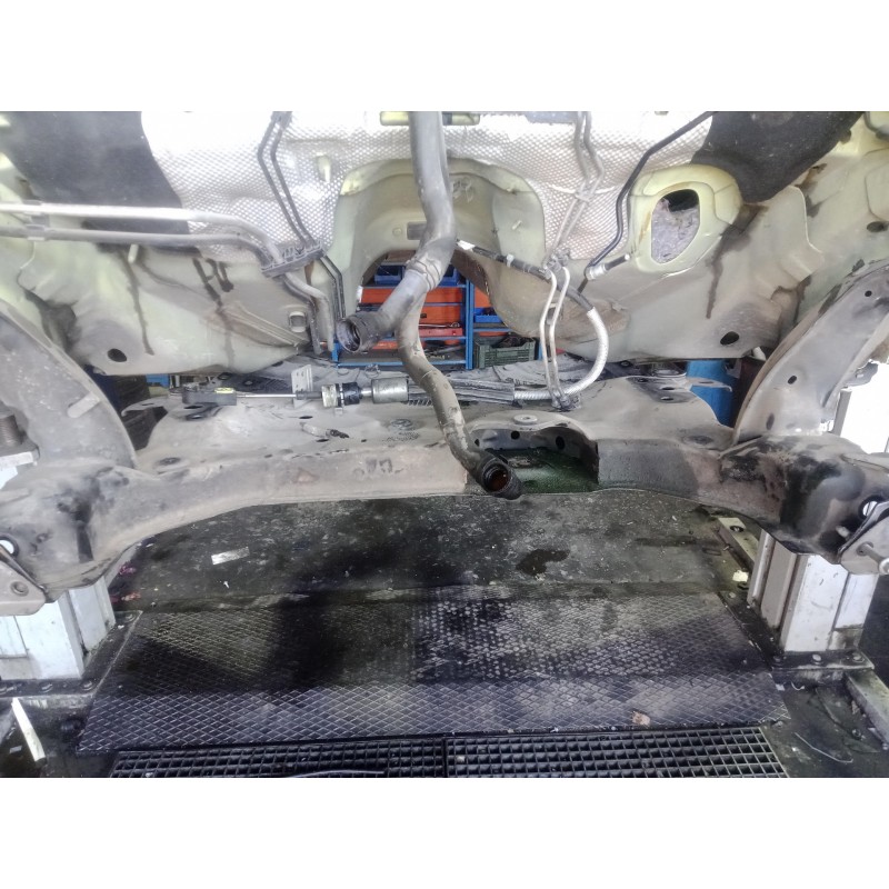 Recambio de puente delantero para ford c-max 2.0 tdci cat referencia OEM IAM   