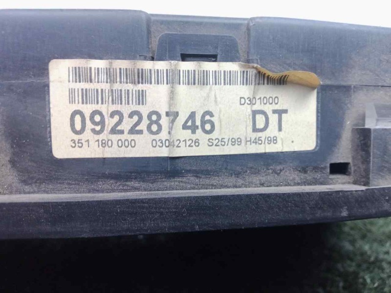 Recambio de cuadro instrumentos para opel astra g coupé 1.8 16v referencia OEM IAM 09228746-09228746DT ASTRA.G 