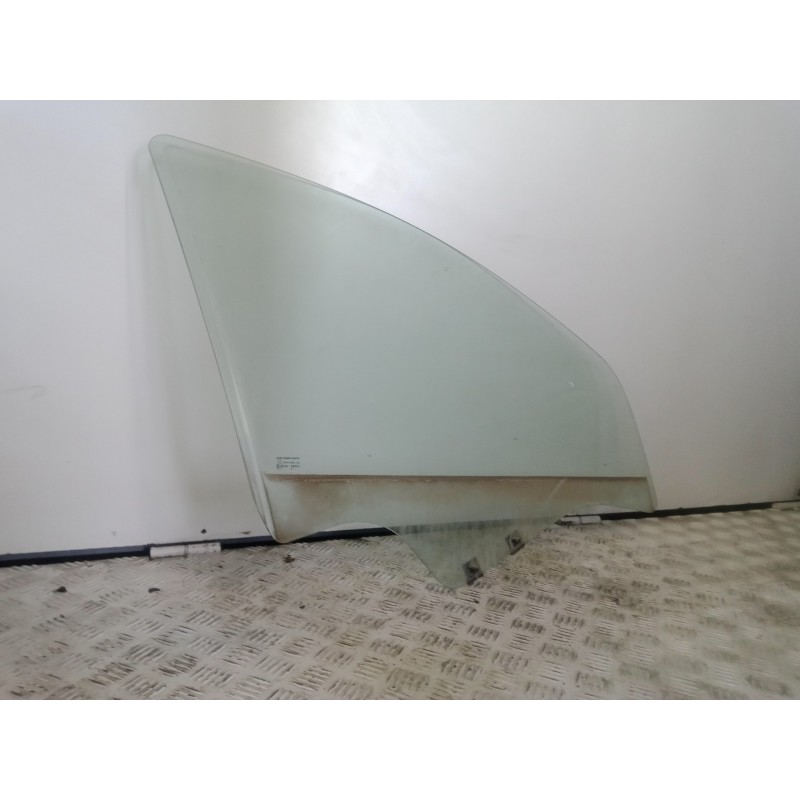 Recambio de luna delantera derecha para dacia duster 1.5 dci diesel fap cat referencia OEM IAM   