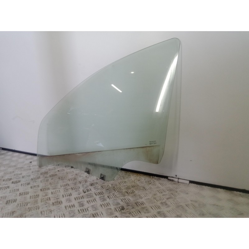 Recambio de luna delantera izquierda para dacia duster 1.5 dci diesel fap cat referencia OEM IAM   