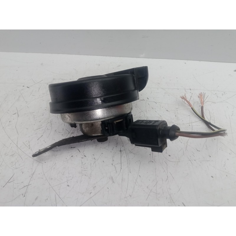 Recambio de claxon para seat ibiza (6p1) 1.2 tsi referencia OEM IAM A046522  