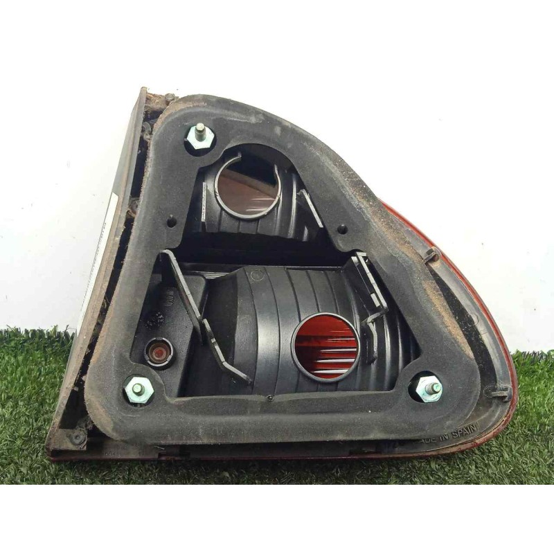 Recambio de piloto trasero izquierdo para seat leon (1m1) 1.9 tdi referencia OEM IAM  EXTERIOR FISURADO