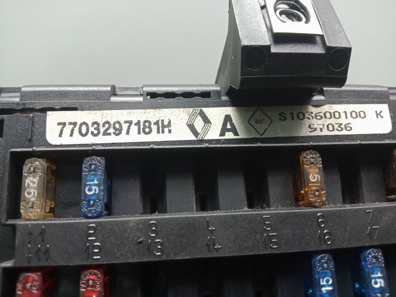 Recambio de centralita check control para renault megane i berlina hatchback (ba0) 1.4 referencia OEM IAM S103600100K-7703297181