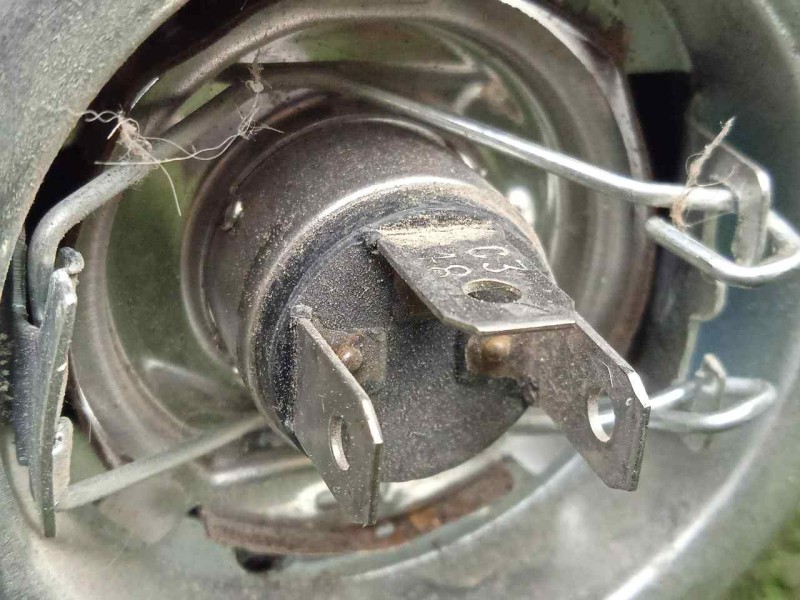 Recambio de faro izquierdo para peugeot 205 berlina 1.8 diesel referencia OEM IAM SINREFERENCIA  