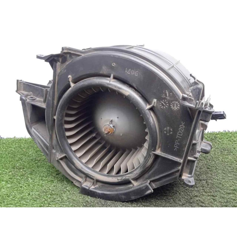 Recambio de motor calefaccion para audi a6 berlina (4f2) 2.0 tdi referencia OEM IAM 4F0820020A Ø DIAMETRO: 160MM 