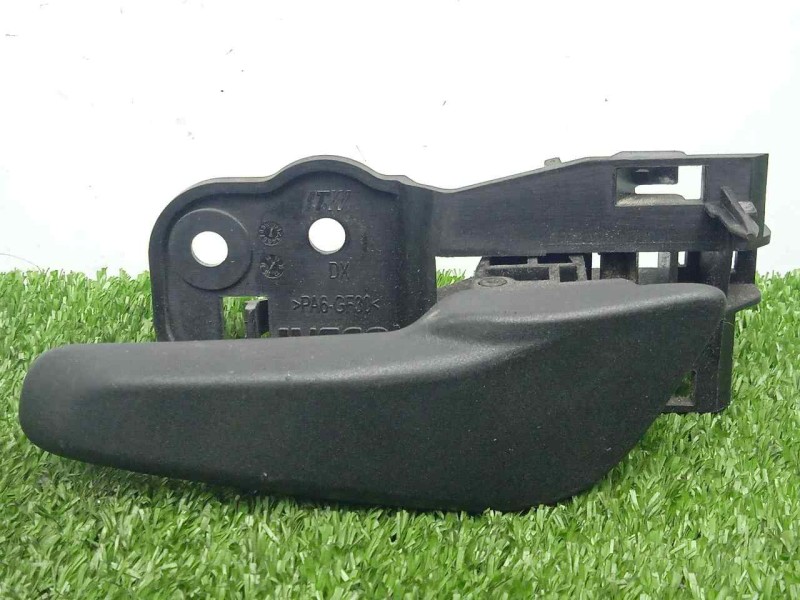 Recambio de maneta interior delantera derecha para iveco daily furgón 2.3 diesel referencia OEM IAM   