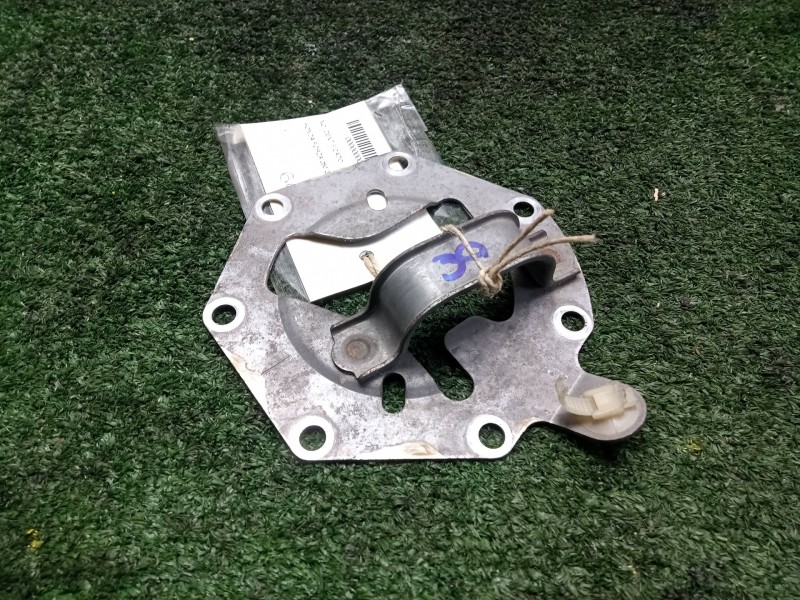 Recambio de no identificado para honda forza 250 250 c.c referencia OEM IAM 17540KSVJ01 PLACA.FIJACION 