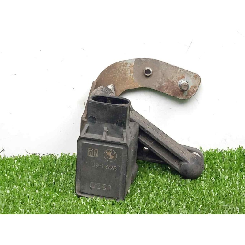 Recambio de regulador faros para bmw serie 7 (e65/e66) 3.0 turbodiesel cat referencia OEM IAM 1093698  