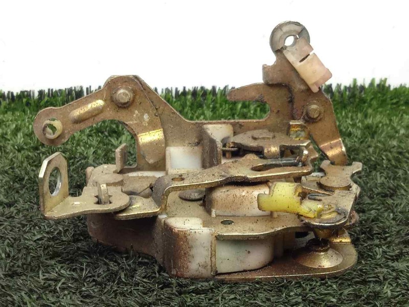 Recambio de cerradura puerta delantera derecha para nissan patrol (k/w260) 2.8 diesel referencia OEM IAM  MECANICA 