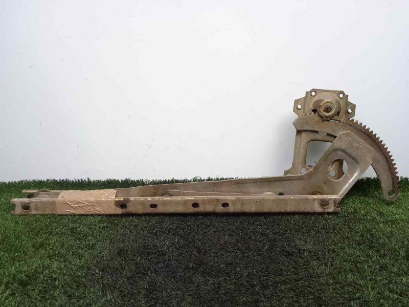 Recambio de elevalunas delantero derecho para nissan patrol (k/w260) 2.8 diesel referencia OEM IAM  MANUAL 3.PUERTAS