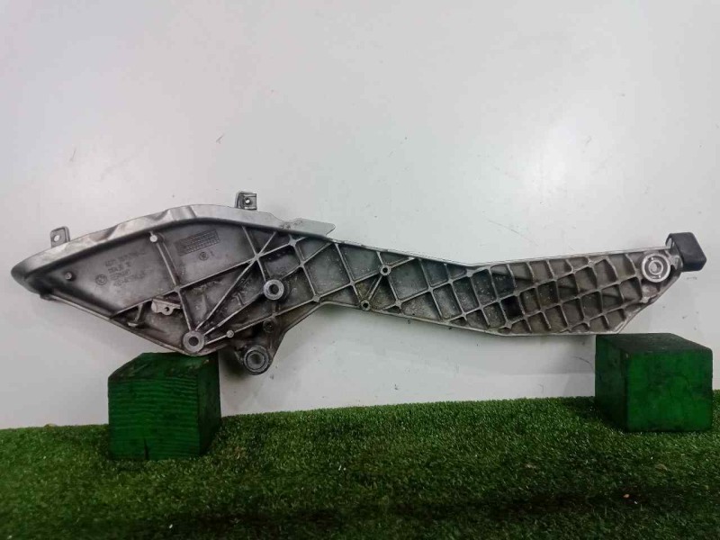 Recambio de posapie para bmw r 1200 rt/st referencia OEM IAM 4671767529002-11043010 DERECHO 