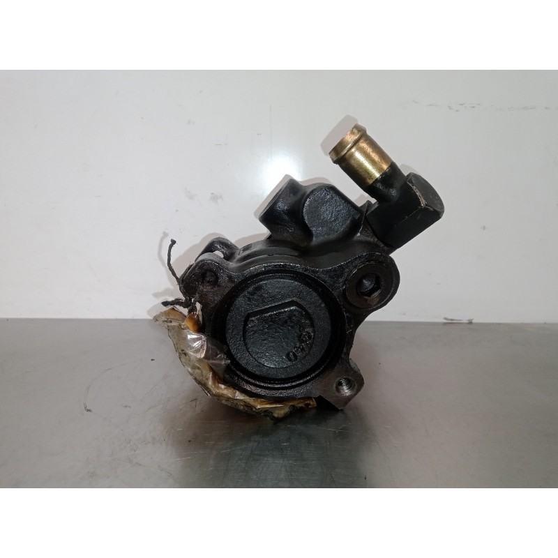 Recambio de bomba servodireccion para ford fiesta berlina 1.8 diesel cat referencia OEM IAM 9BD1700  9BD1700