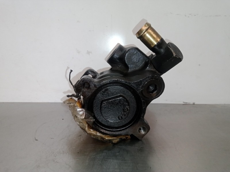 Recambio de bomba servodireccion para ford fiesta berlina 1.8 diesel cat referencia OEM IAM 9BD1700  9BD1700