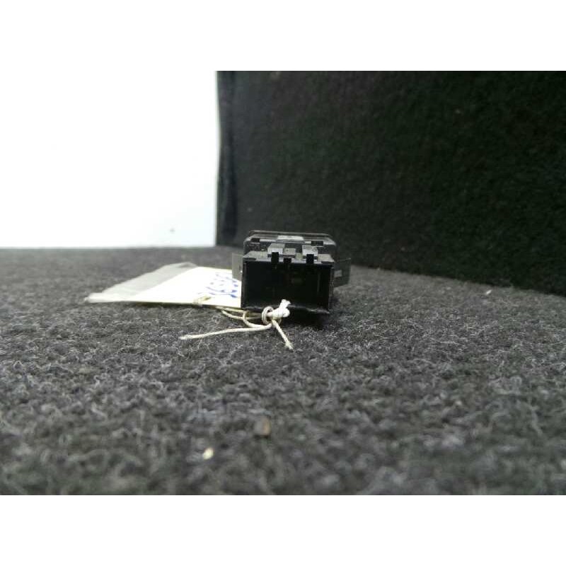 Recambio de boton luneta termica para seat ibiza (6l1) 1.9 sdi referencia OEM IAM 6L195962-15702  5 PINES