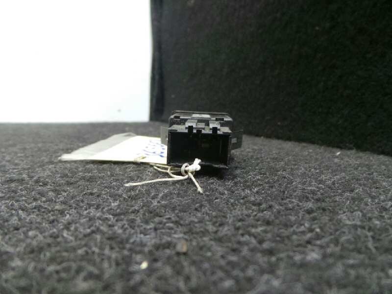 Recambio de boton luneta termica para seat ibiza (6l1) 1.9 sdi referencia OEM IAM 6L195962-15702  5 PINES