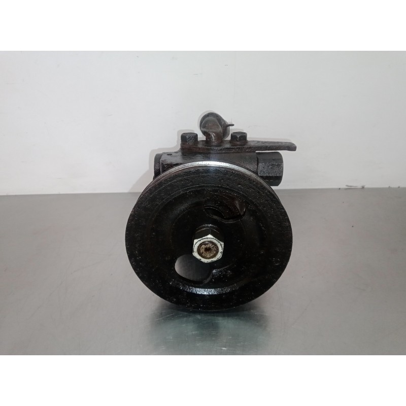Recambio de bomba servodireccion para hyundai h 100 2.5 diesel referencia OEM IAM 5710043003-YS7E30  