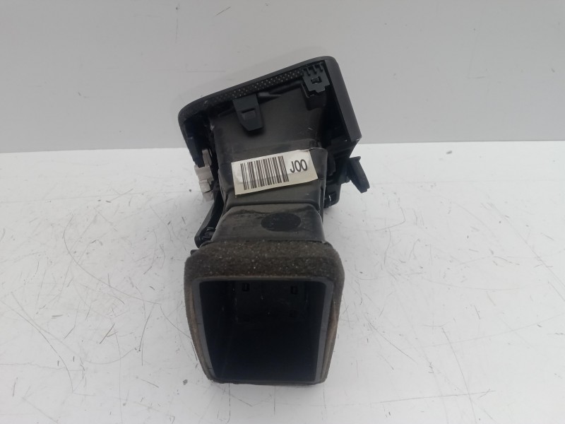 Recambio de aireador delantero izquierdo para kia rio 1.2 cat referencia OEM IAM 974801W000-81022848-974801WAA0  