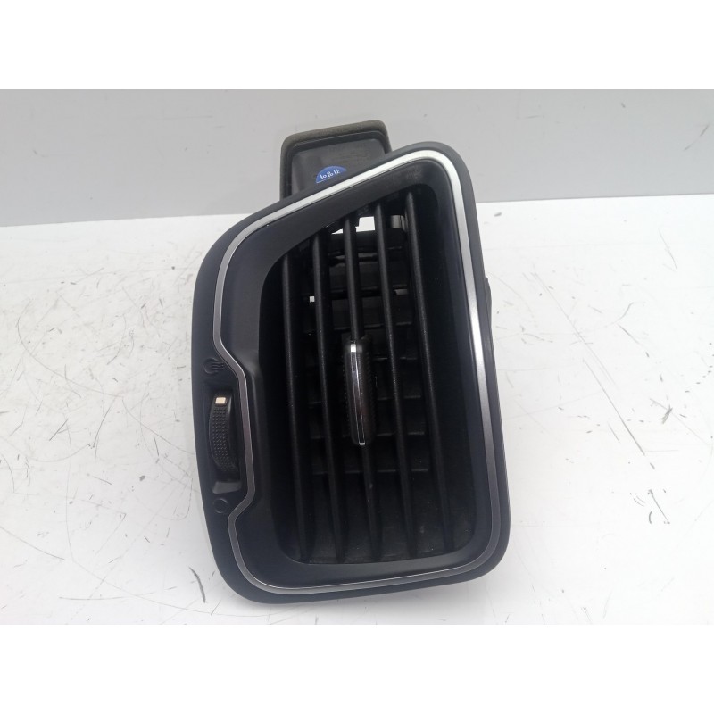 Recambio de aireador delantero derecho para kia rio 1.2 cat referencia OEM IAM 974901WAA0  